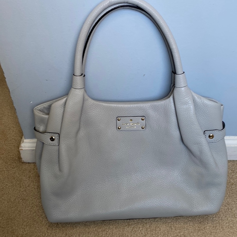 Kate spade New York shoulder bag used one time. Very much like new without tags.